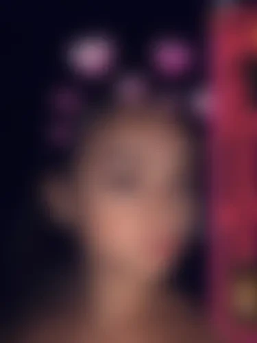 Xomich, 22